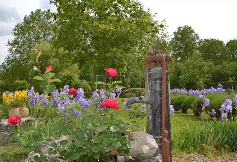 ベッドアンドブレックファースト Chambre D'hotes Le Lavoir