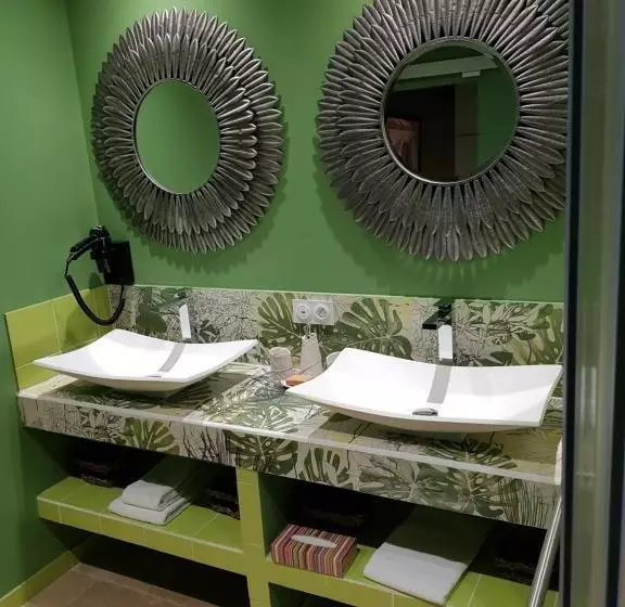 Aamiaismajoitus (B&B) Château Des Périchons