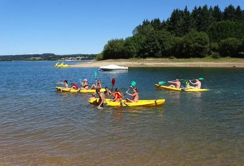 ホテル Parc Du Charouzech