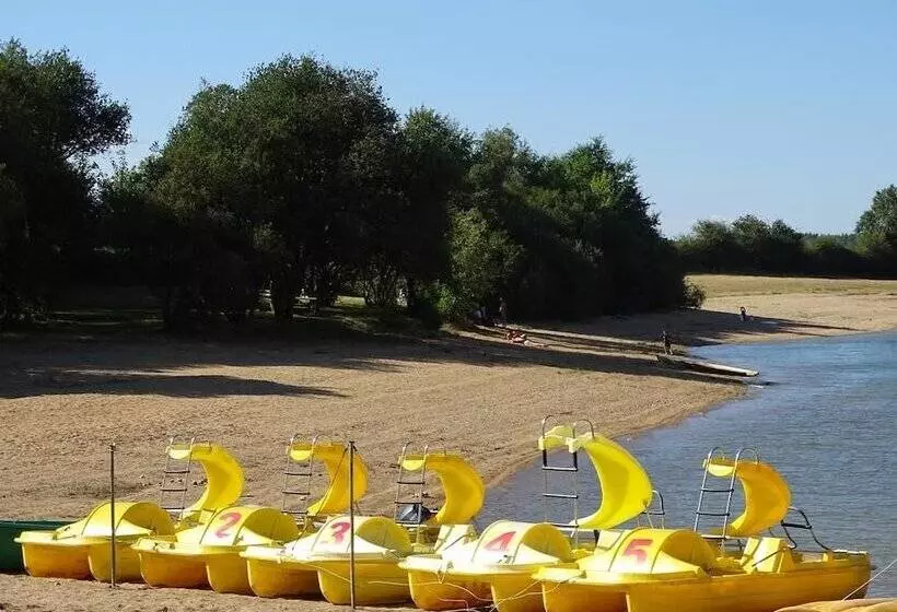 ホテル Parc Du Charouzech