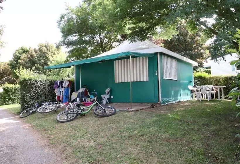 ホテル Parc Du Charouzech