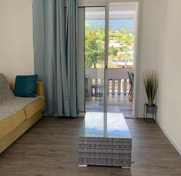 هتل Hôtel Le Petit Randonneur