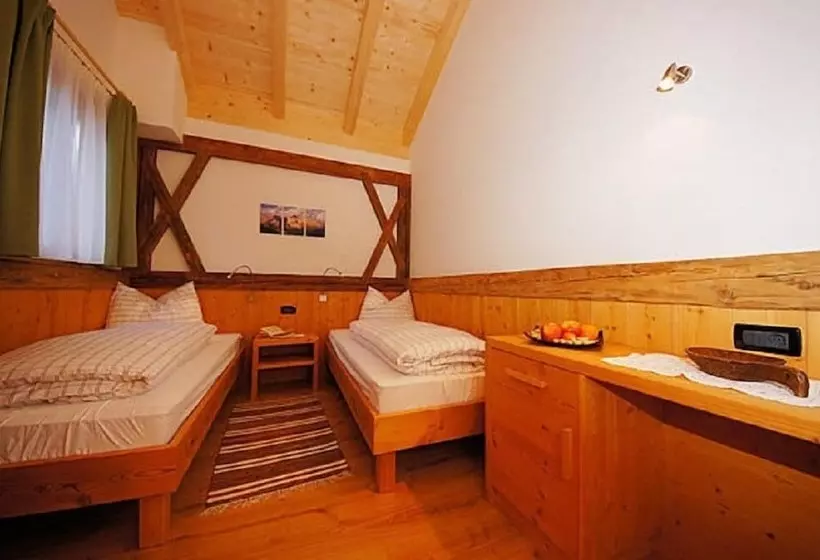 Hotelli Rifugio La Para