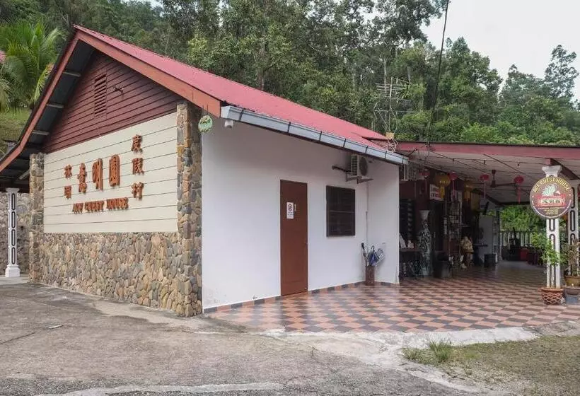 Hotelli Oyo 89928 Acf Guest House