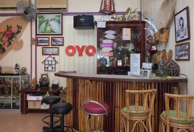 Hotelli Oyo 89928 Acf Guest House