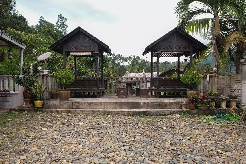 Hotelli Oyo 89928 Acf Guest House