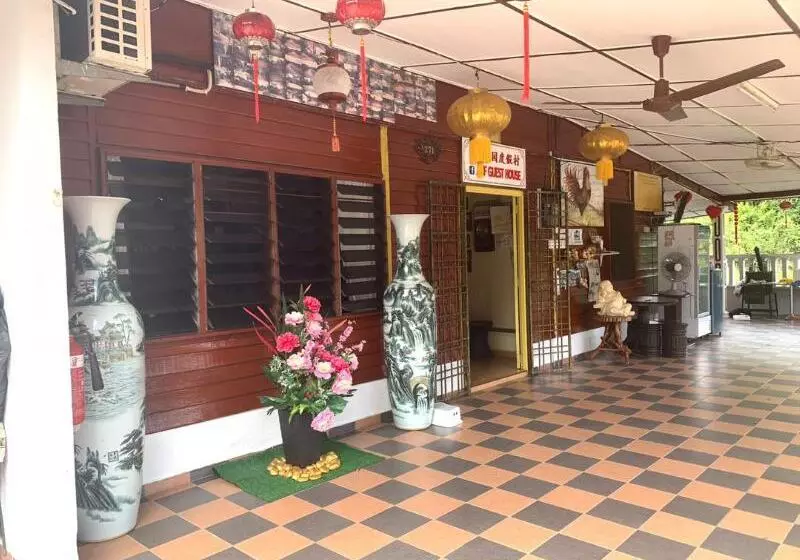 Hotelli Oyo 89928 Acf Guest House