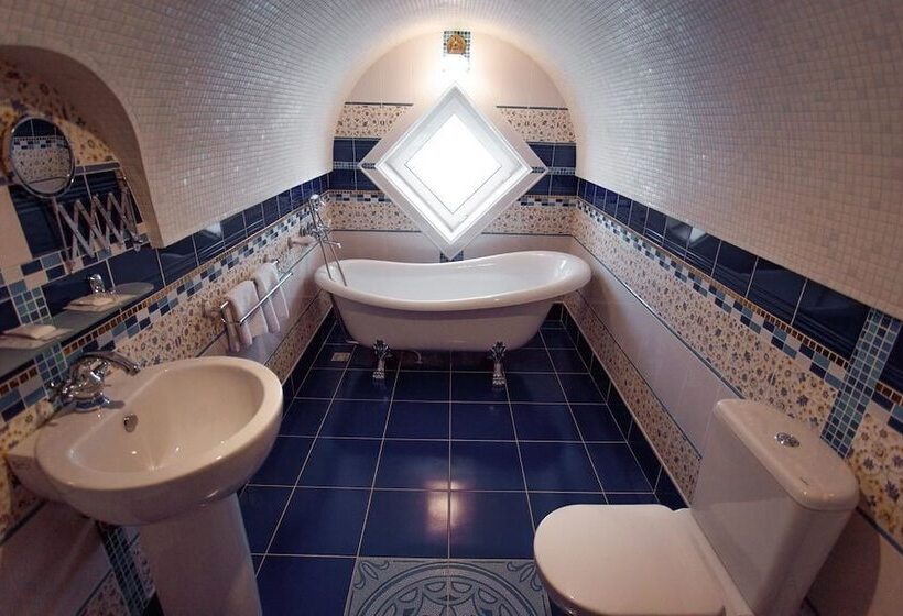 فندق Pano Castro