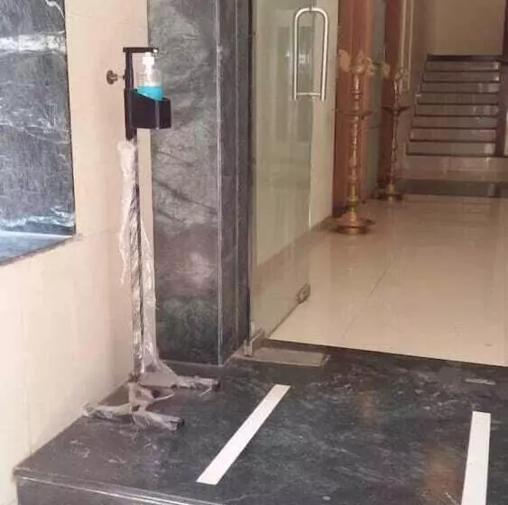 ホテル Ravikiran Alibaug