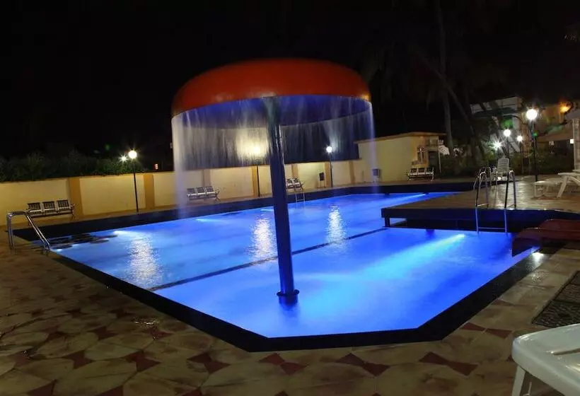 ホテル Ravikiran Alibaug