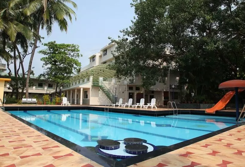 ホテル Ravikiran Alibaug