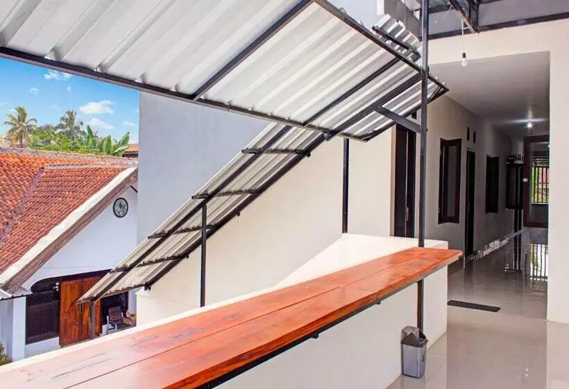 هتل Reddoorz Syariah Near Stasiun Cianjur