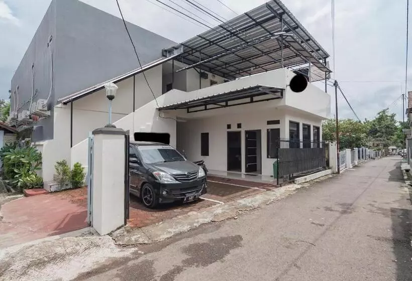 هتل Reddoorz Syariah Near Stasiun Cianjur
