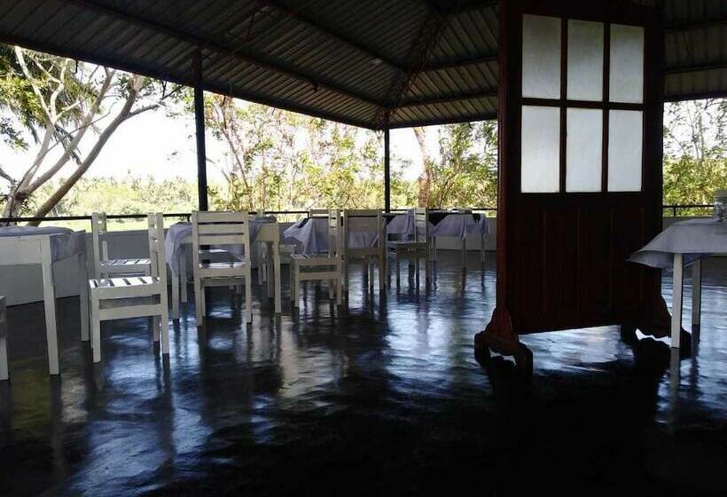 Hotel Seth Way Echo Village