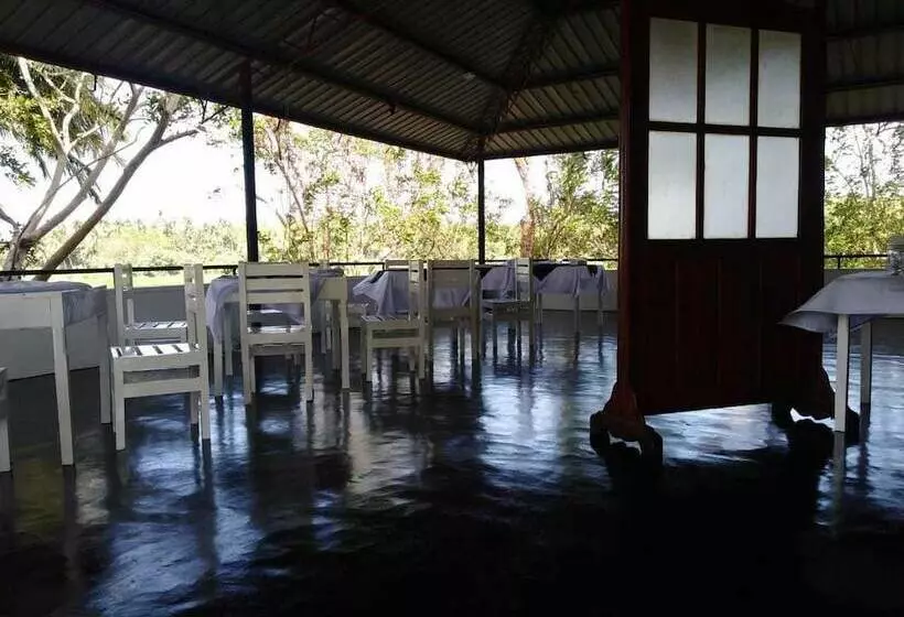 Hotelli Seth Way Echo Village