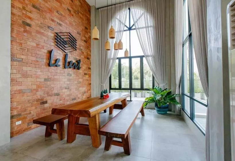 Le Lert Hotel Ratchaburi