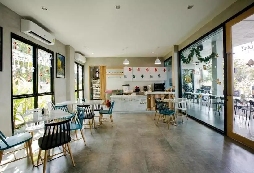 Le Lert Hotel Ratchaburi