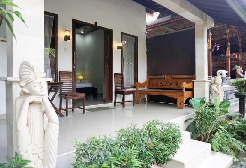 פנסיון Ary's Guest House