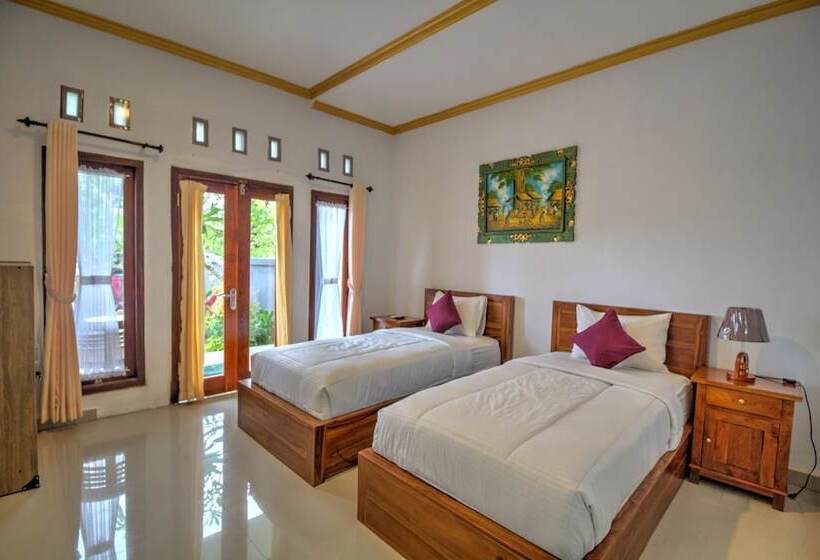 פנסיון Ary's Guest House