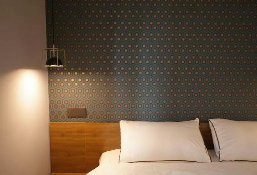 پانسیون Shanghai Downtown Hills Boutique Guesthouse   Near Metro Line 7, Exit 3, Changping Road