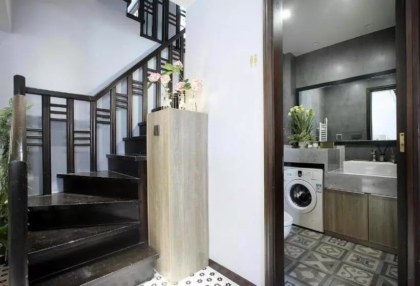پانسیون Shanghai Downtown Hills Boutique Guesthouse   Near Metro Line 7, Exit 3, Changping Road
