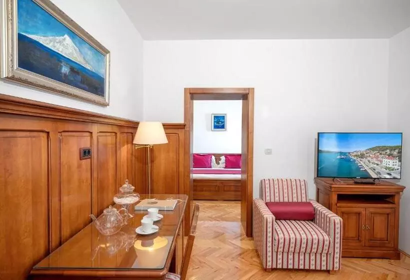 Majatalo Rooms With A Swimming Pool Tisno, Murter   3219