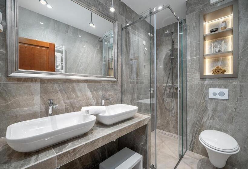 ペンション Rooms With A Swimming Pool Tisno, Murter   3219