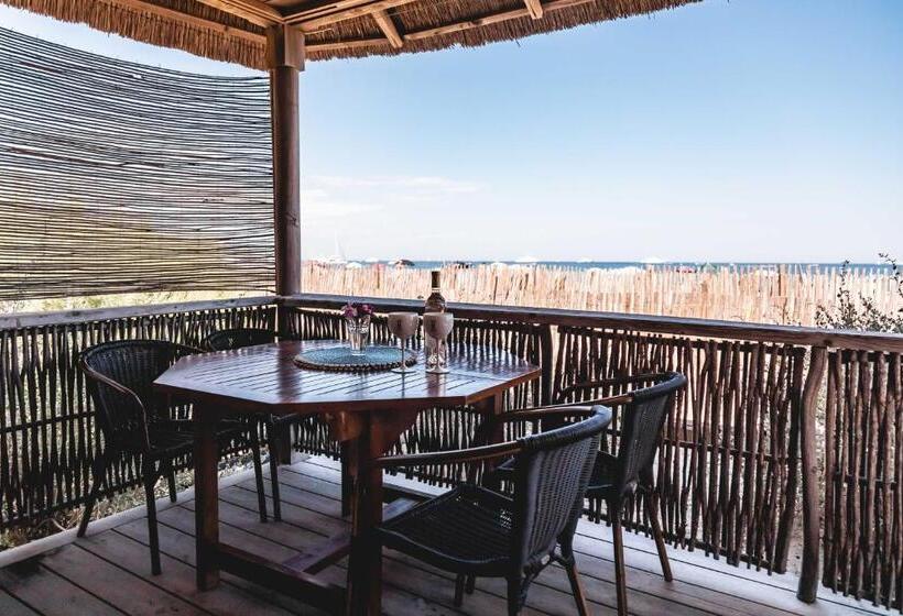 אתר נופש Kon Tiki