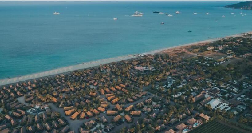 אתר נופש Kon Tiki