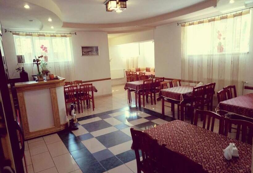 منتجع Shaian Edelweis