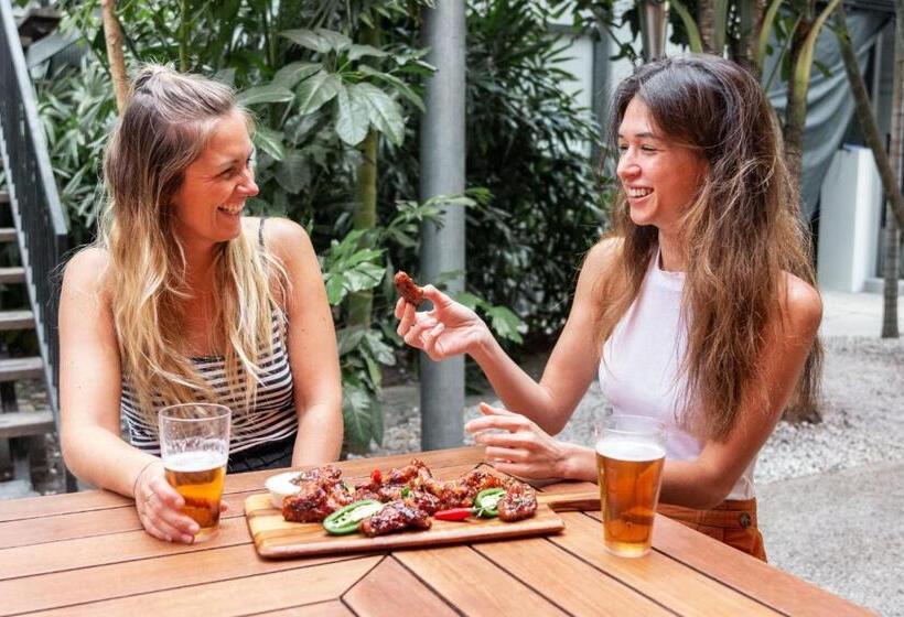 Albergue Mad Monkey Central