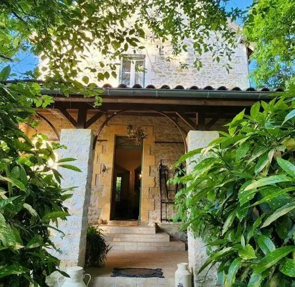 تختخواب و صبحانه Le Jardin Sarlat