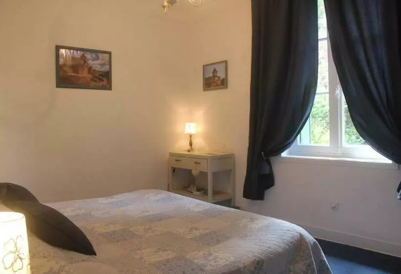 تختخواب و صبحانه Le Jardin Sarlat