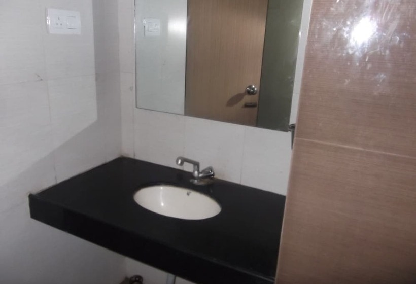 호텔 Nikhil Garden