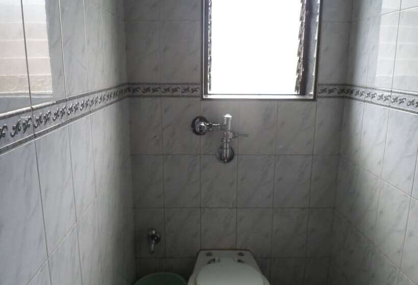 호텔 Nikhil Garden