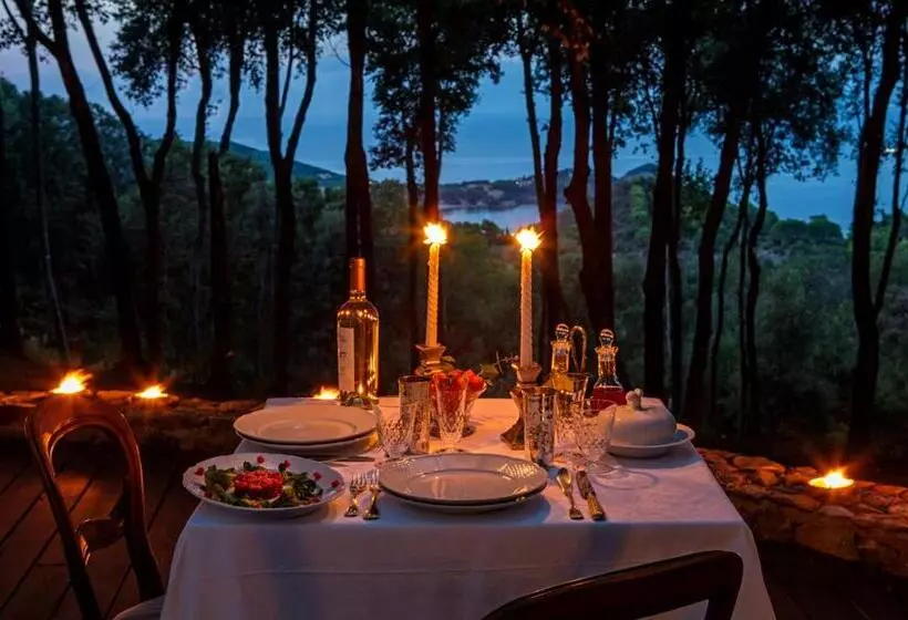 Maaseutuhotelli Experience Relais  Il Termine Elba