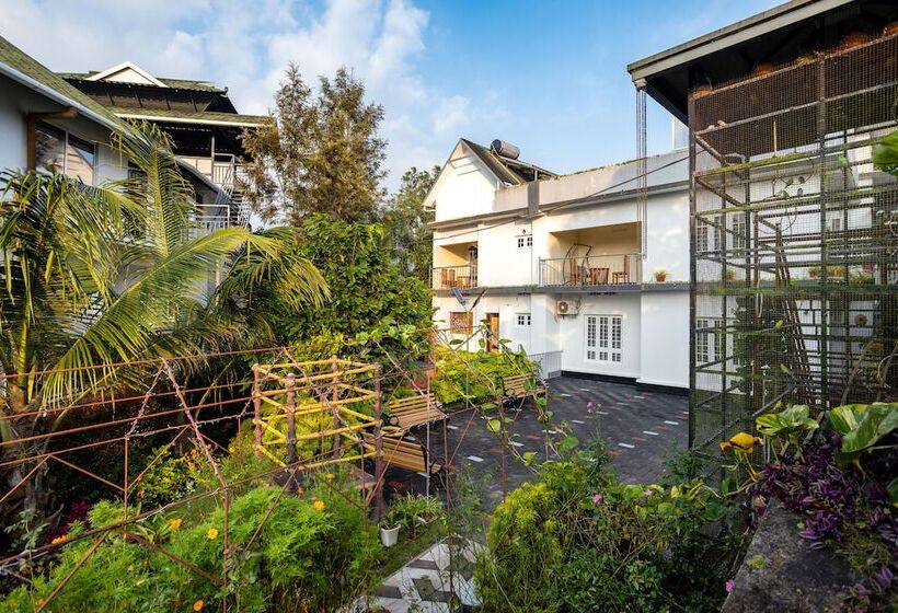 בית מלון כפרי Star Emirates Luxury Resort And Spa, Munnar