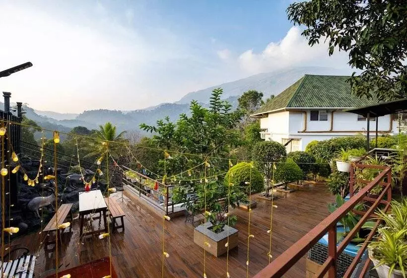 Hotelli Star Emirates Luxury Resort And Spa, Munnar
