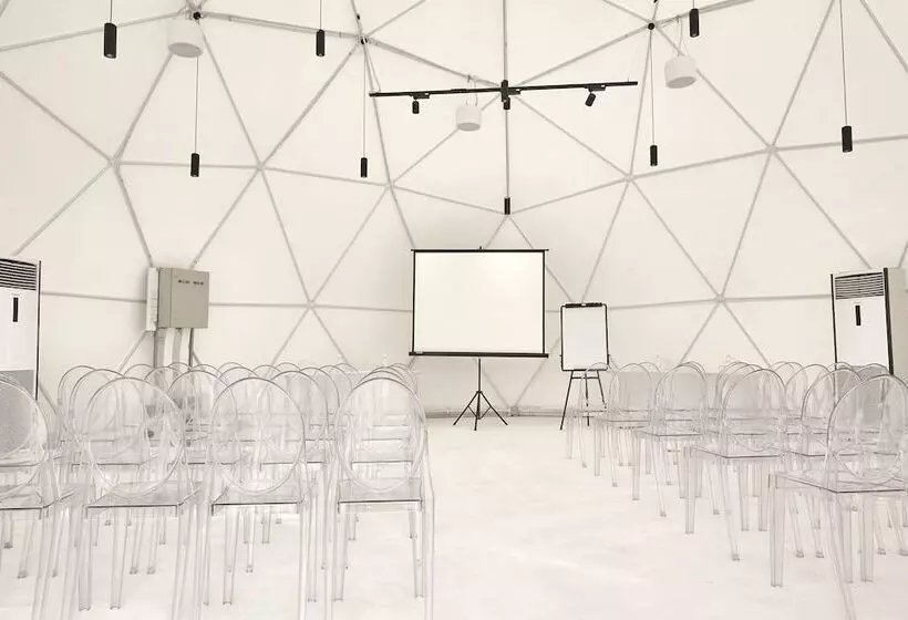 Hotelli The Anmon Resort Bintan