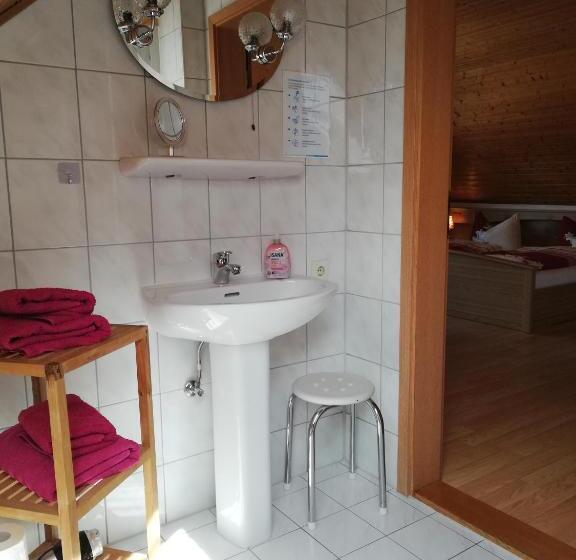 פנסיון Am Waldrand Spreewald