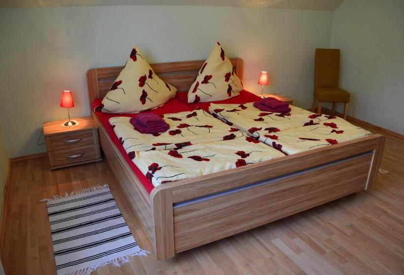 פנסיון Am Waldrand Spreewald