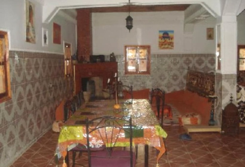 Pension (Hôtel basse catégorie) Gîte Imarin