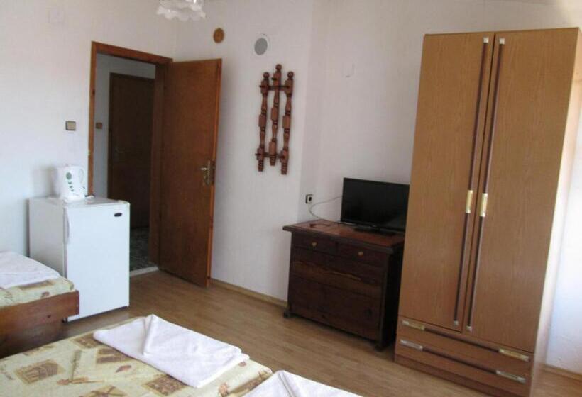 Пансион Guest House Plada View