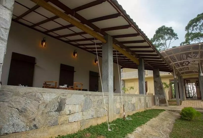 Majatalo The Fortress Balumgala