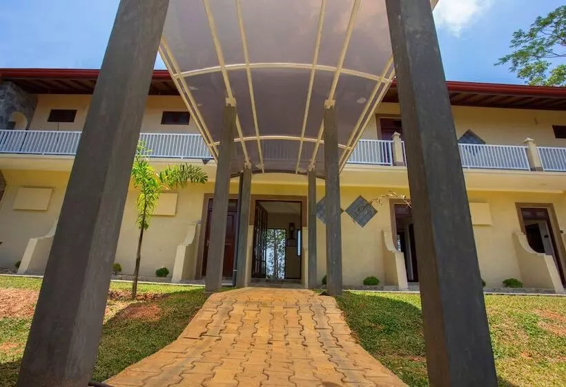 Majatalo The Fortress Balumgala