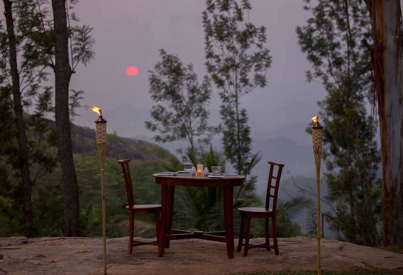 ペンション The Fortress Balumgala