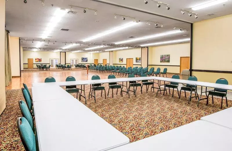 هتل Americinn By Wyndham Branson & Conference Center