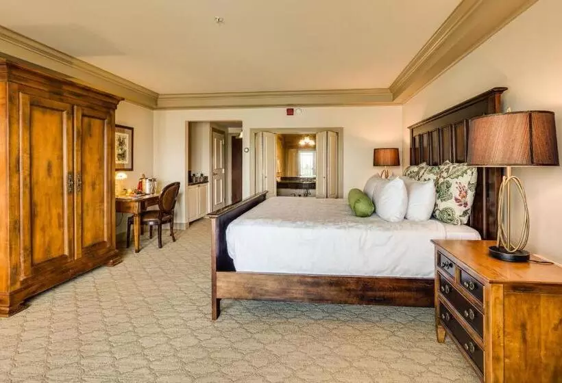 هتل Bellwether On Bellingham Bay