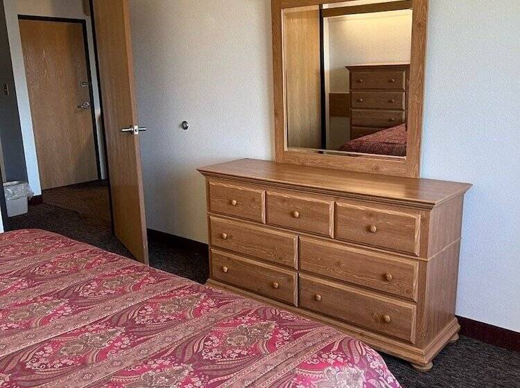 Boarders Inn & Suites By Cobblestone Hotels Brush