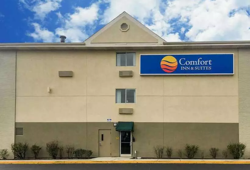 هتل Comfort Inn & Suites Crystal Inn Sportsplex